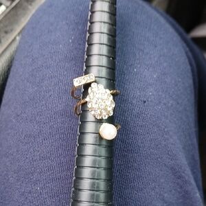 Elegant Gold and Silver Crystal Ring